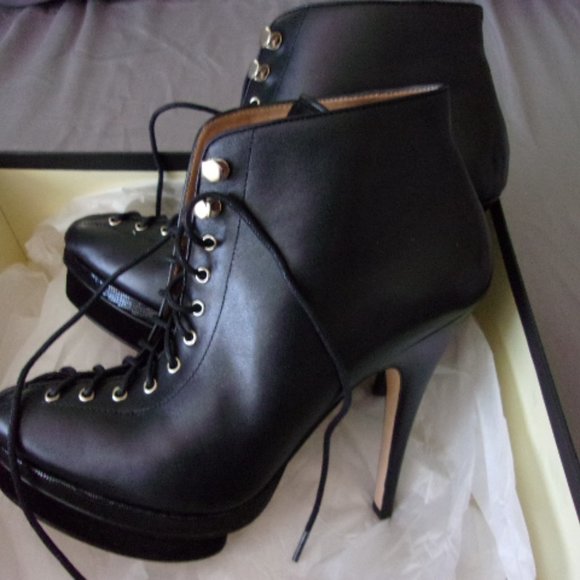 Ann Taylor Lace Up Platform Boot - Picture 3 of 12